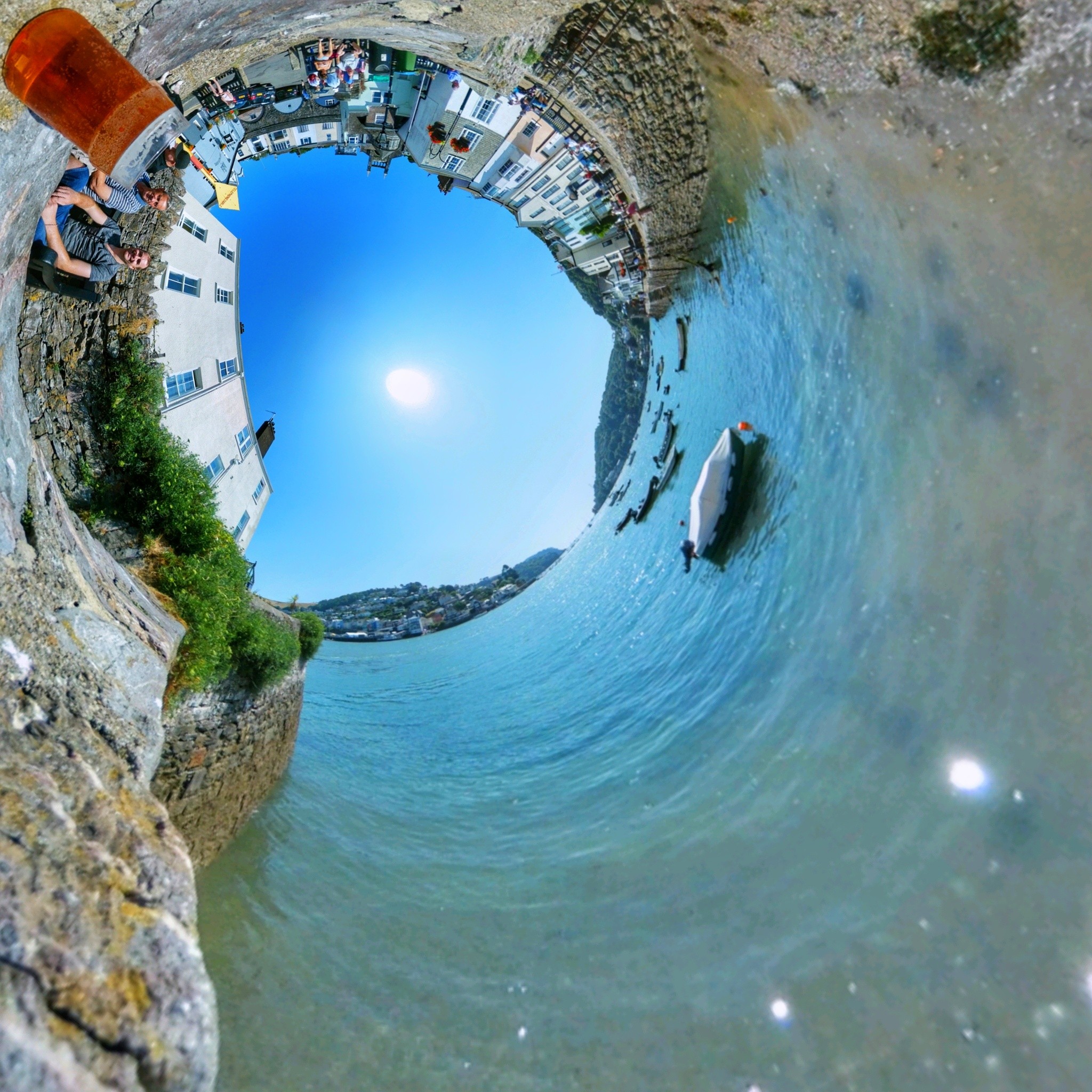 One of the best places in Dartmouth to enjoy a beer Ash Blagdon 360º