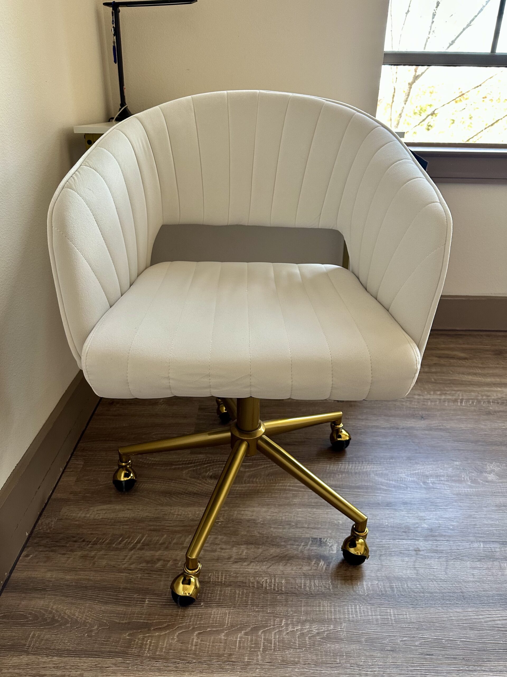 Sell your furniture on Asherfield