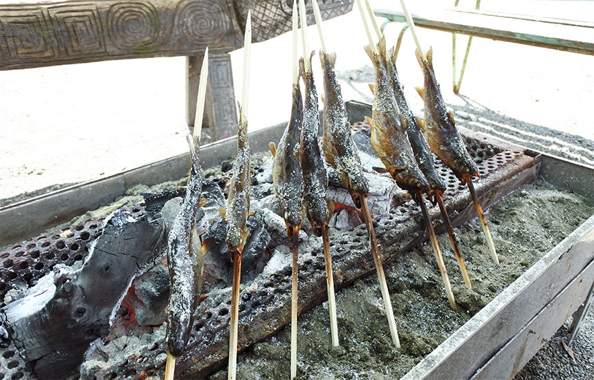 釣って楽しい！食べておいしい！「松田町寄清流マス釣り場」