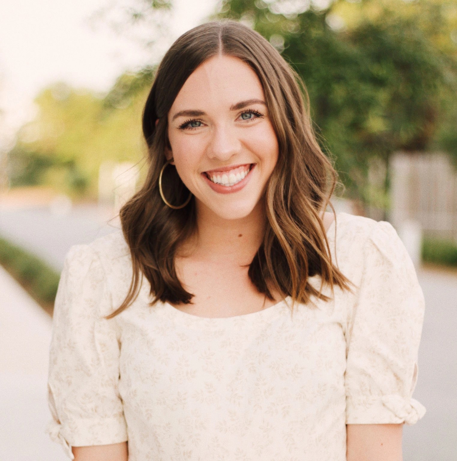 Let's Read! A Lady's Guide to FortuneHunting Ashley Brooke