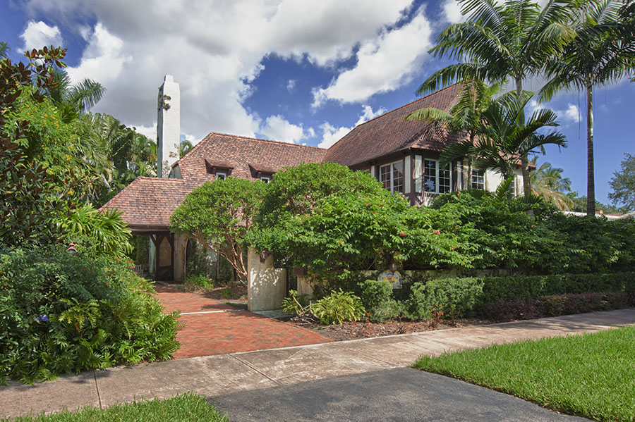 New Listing in Coral Gables's French Country Village! Open today