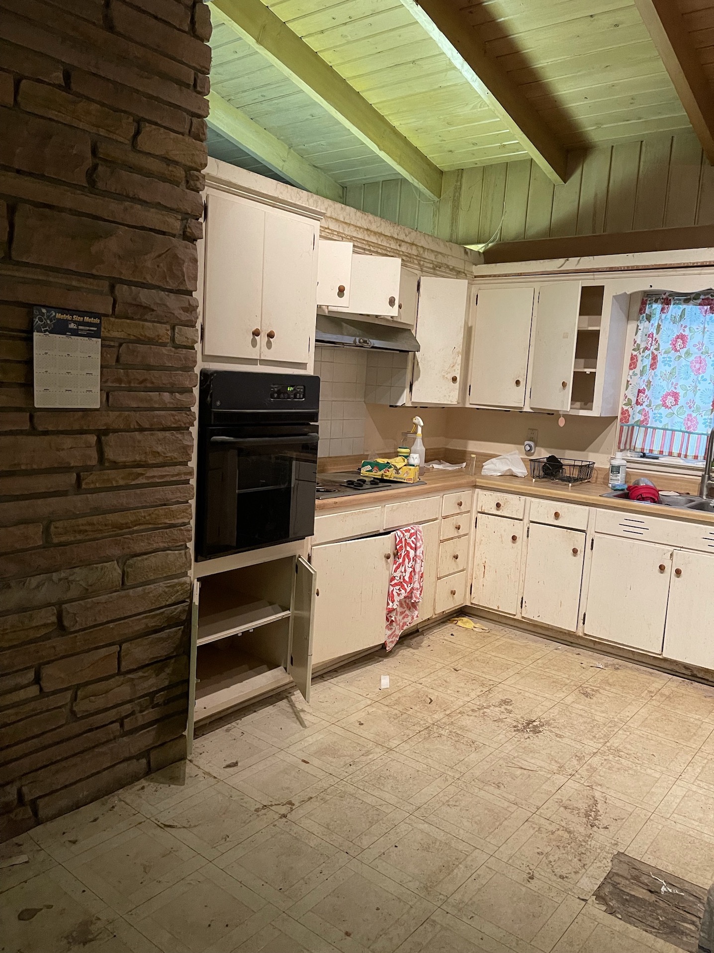 MidCentury Modern Hidden Gem in Lea Manor Ashley Kendrick Real Estate