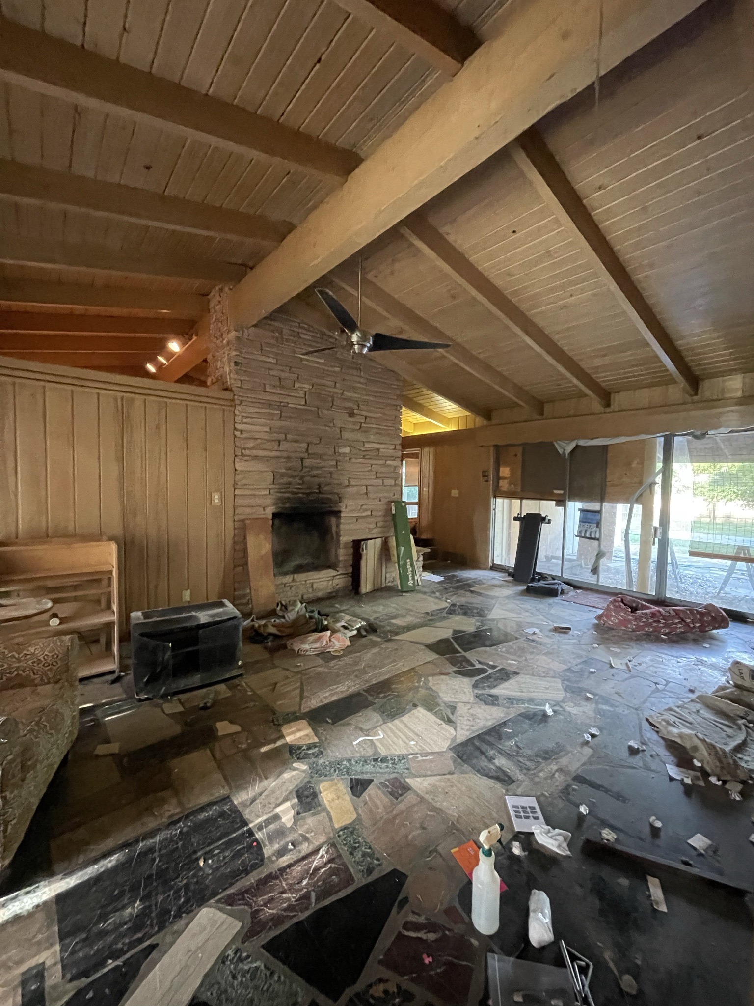 MidCentury Modern Hidden Gem in Lea Manor Ashley Kendrick Real Estate