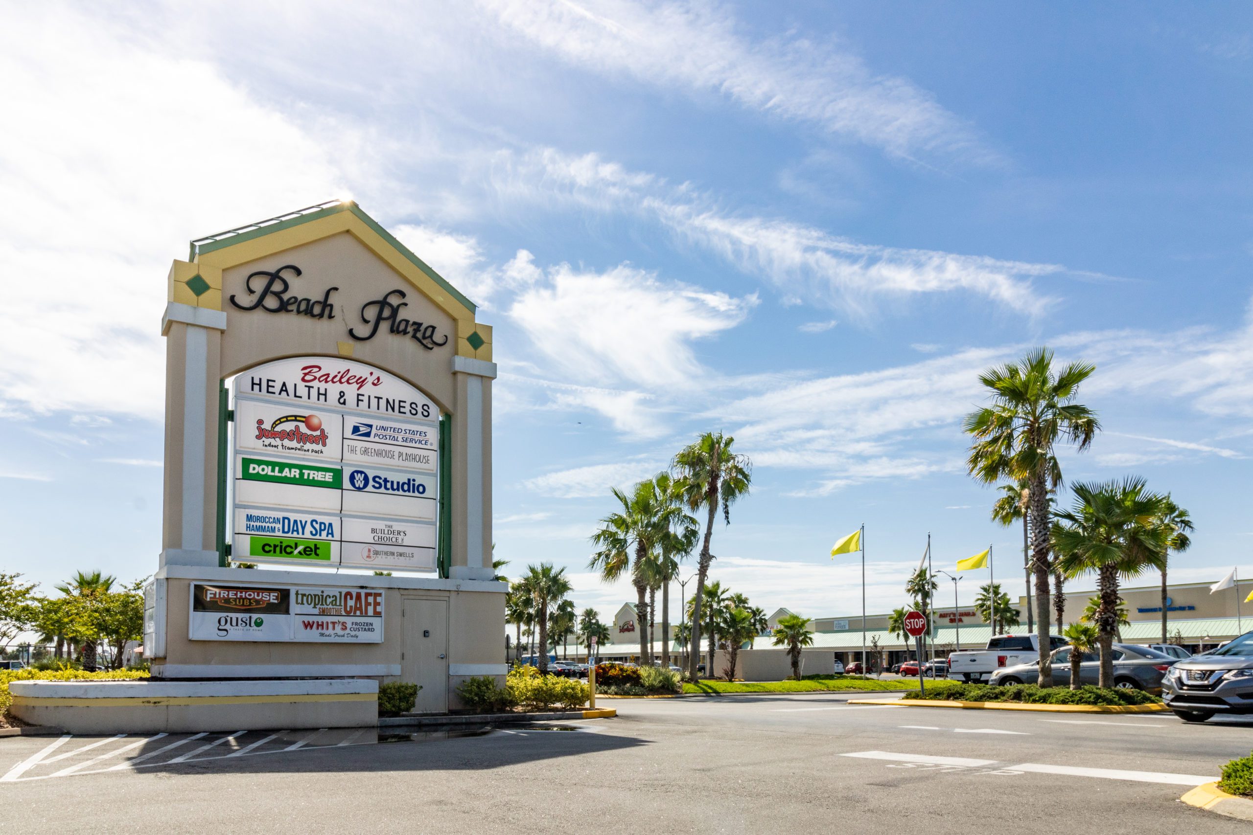 Beach Plaza Retail Space For Lease Near Jax Beach