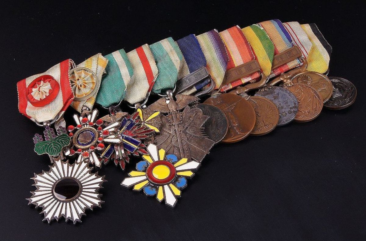 Medal bars, medal ribbon bars and groups of awards Medals of Asia