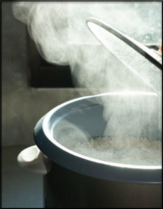 How To Cool Rice Quickly And Safely