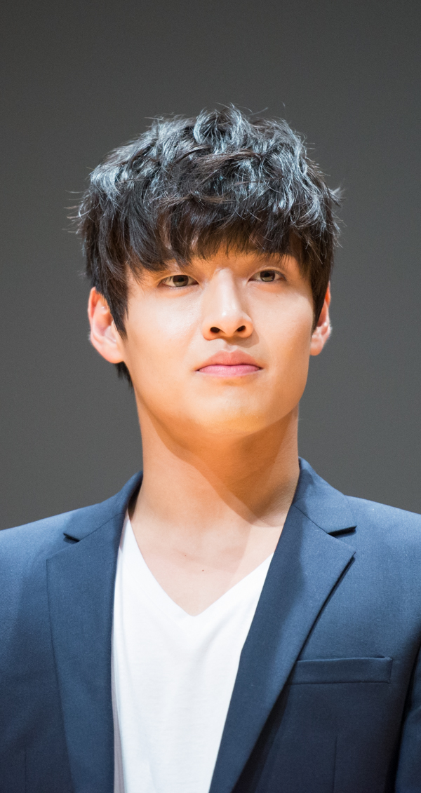 Kang HaNeul AsianWiki