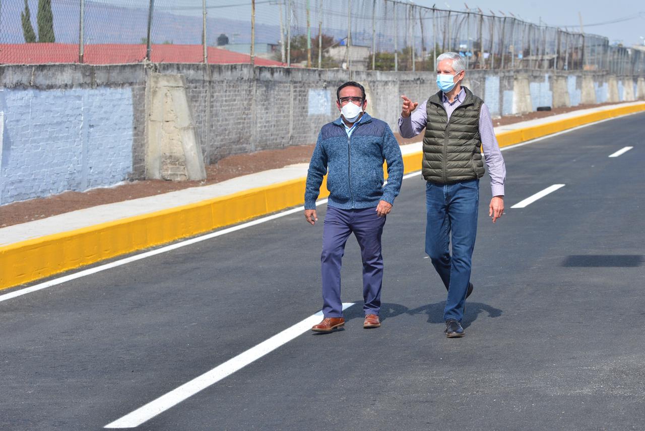 Del Mazo entrega Avenida Lombardo Toledano en Valle de Chalco