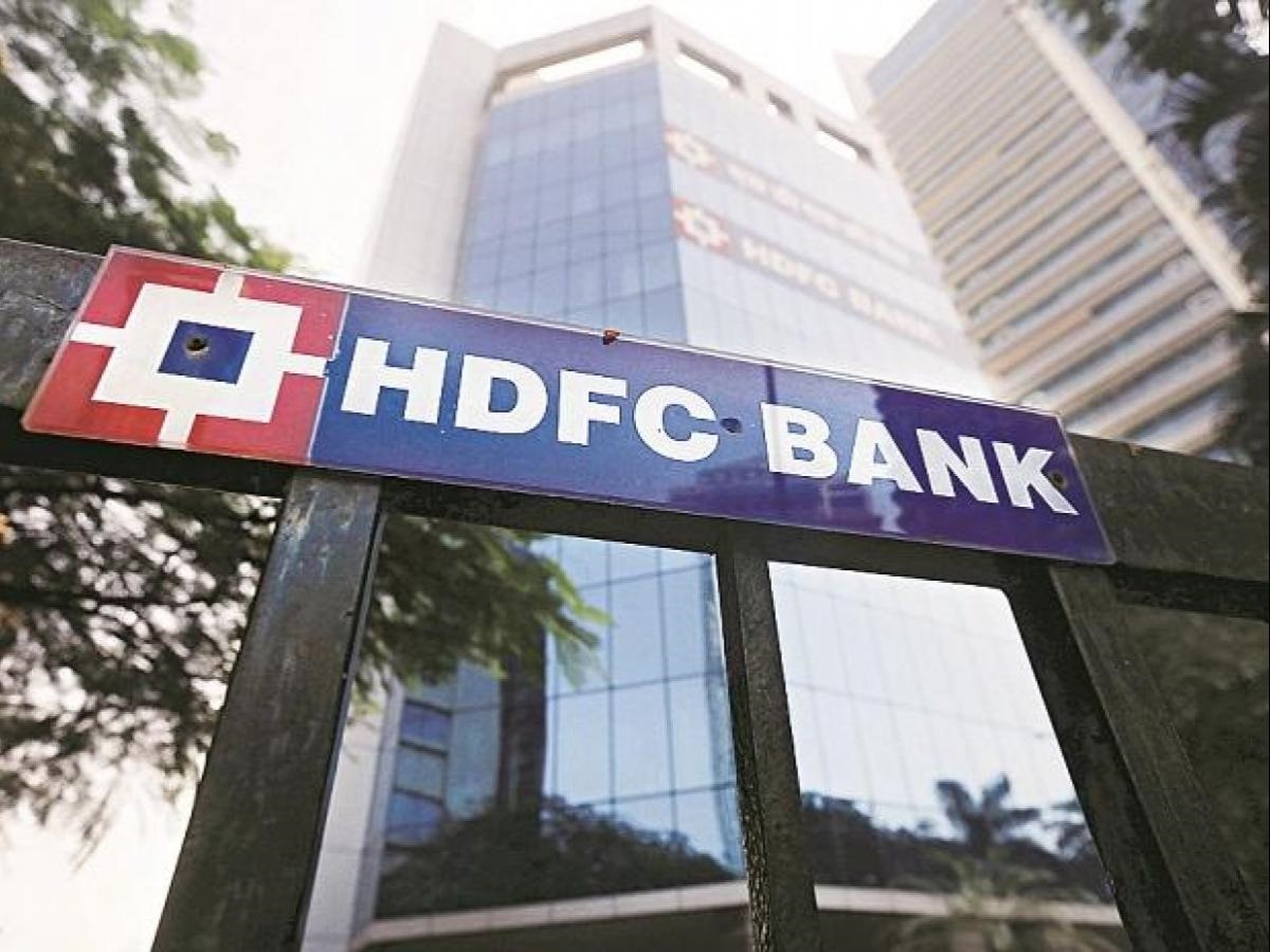 HDFC Bank Customer Care Number
