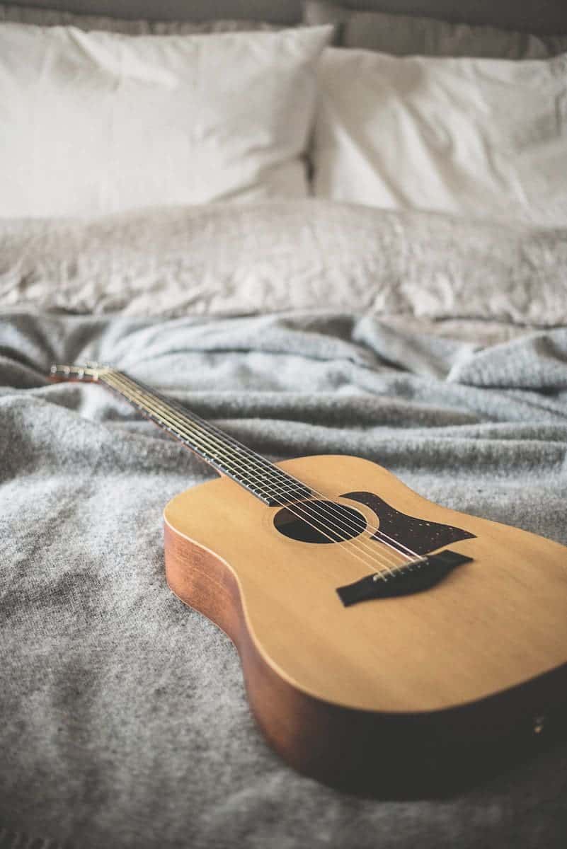 Classical Guitar vs Dreadnought Difference and Comparison