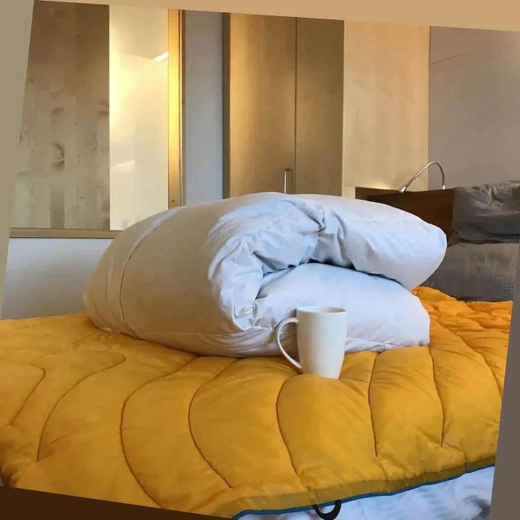 Duvet vs Dohar Difference and Comparison