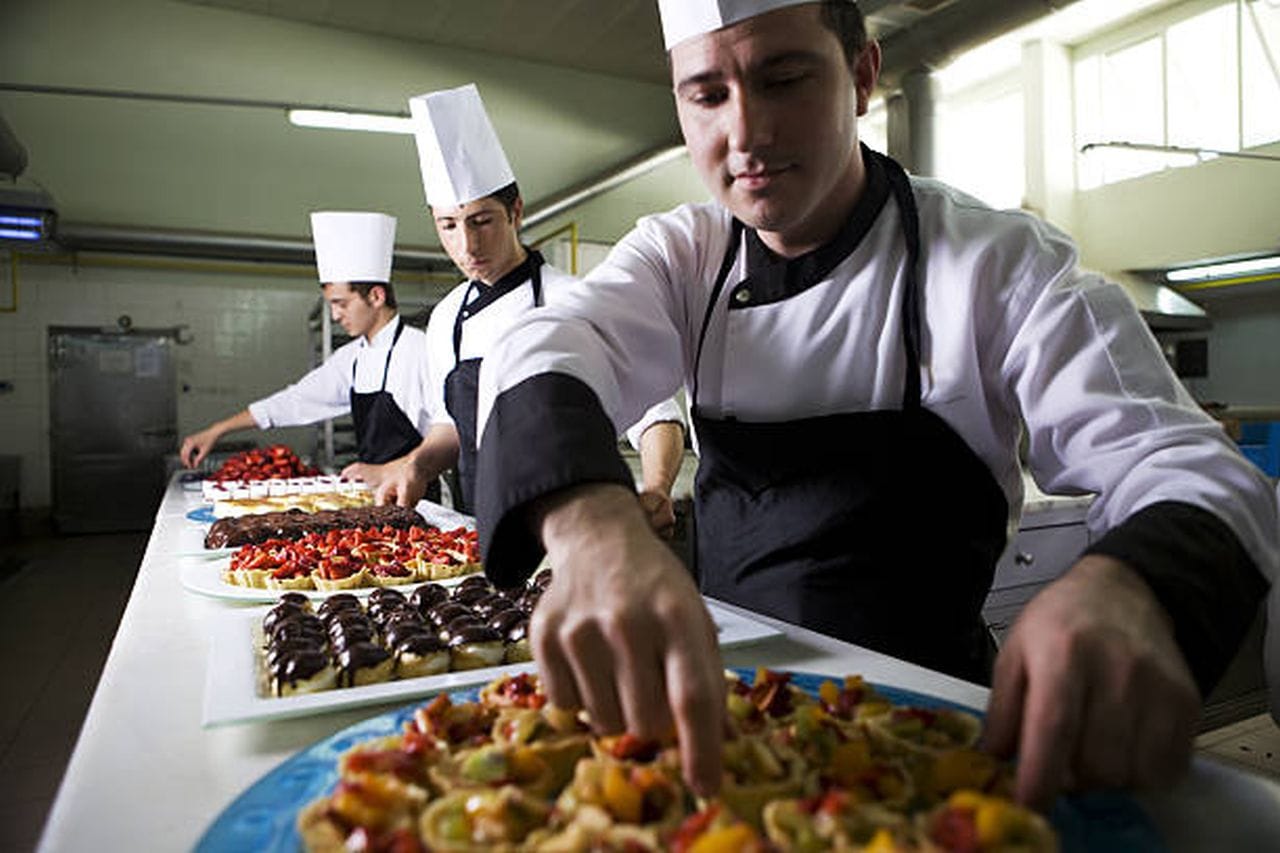 How Many Three Hat Restaurants Are There In Melbourne?