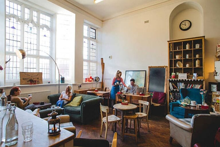 How Many Unique Restaurants In Melbourne?