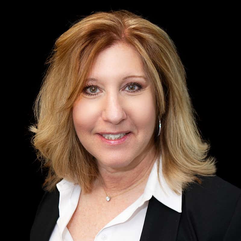 Lisa Young The Chabris Group