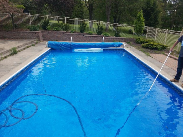 Are Solar Cover Reels Worth It? Ask the Pool Guy