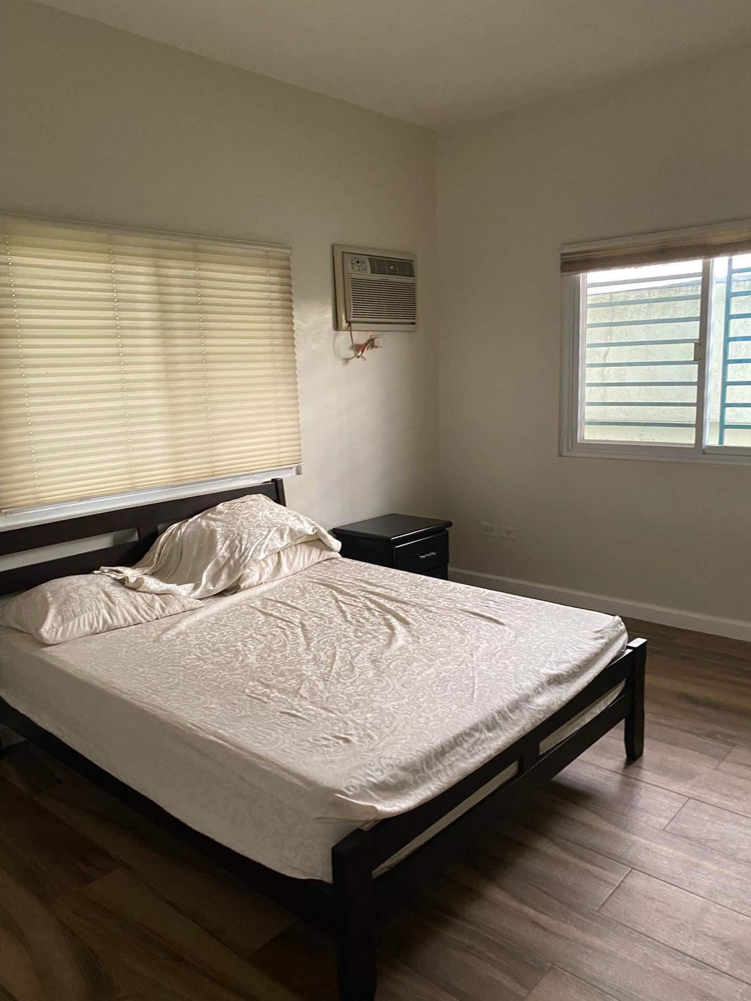 FOR SALE HOUSE AND LOT IN ANGELES CITY PAMPANGA NEAR CLARK Aslagan