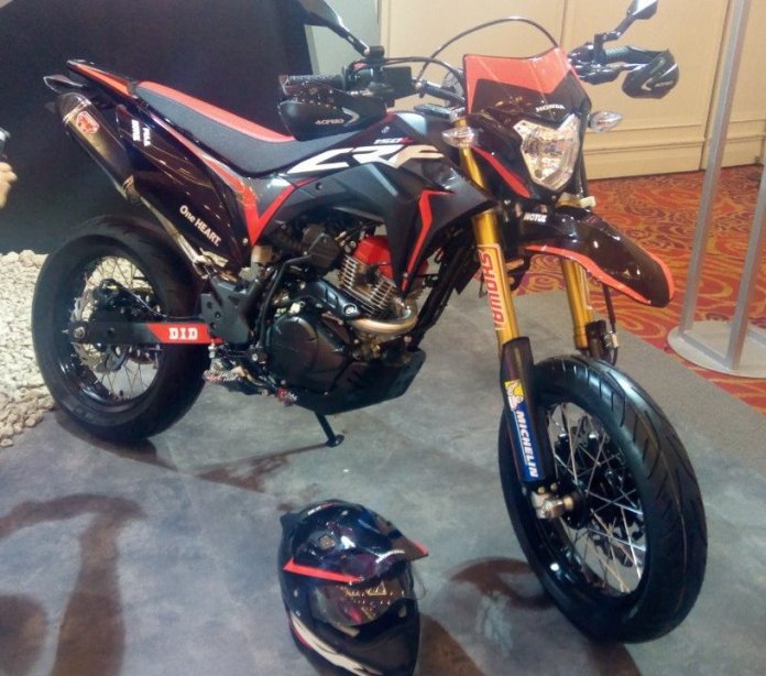 Modifikasi Honda CRF150L, Supermoto, Touring hingga balap