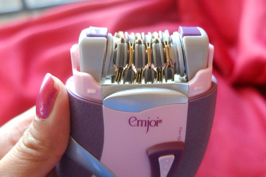 Emjoi Soft Caress Epilator Review 24k Gold Epilator! A Smooth Life