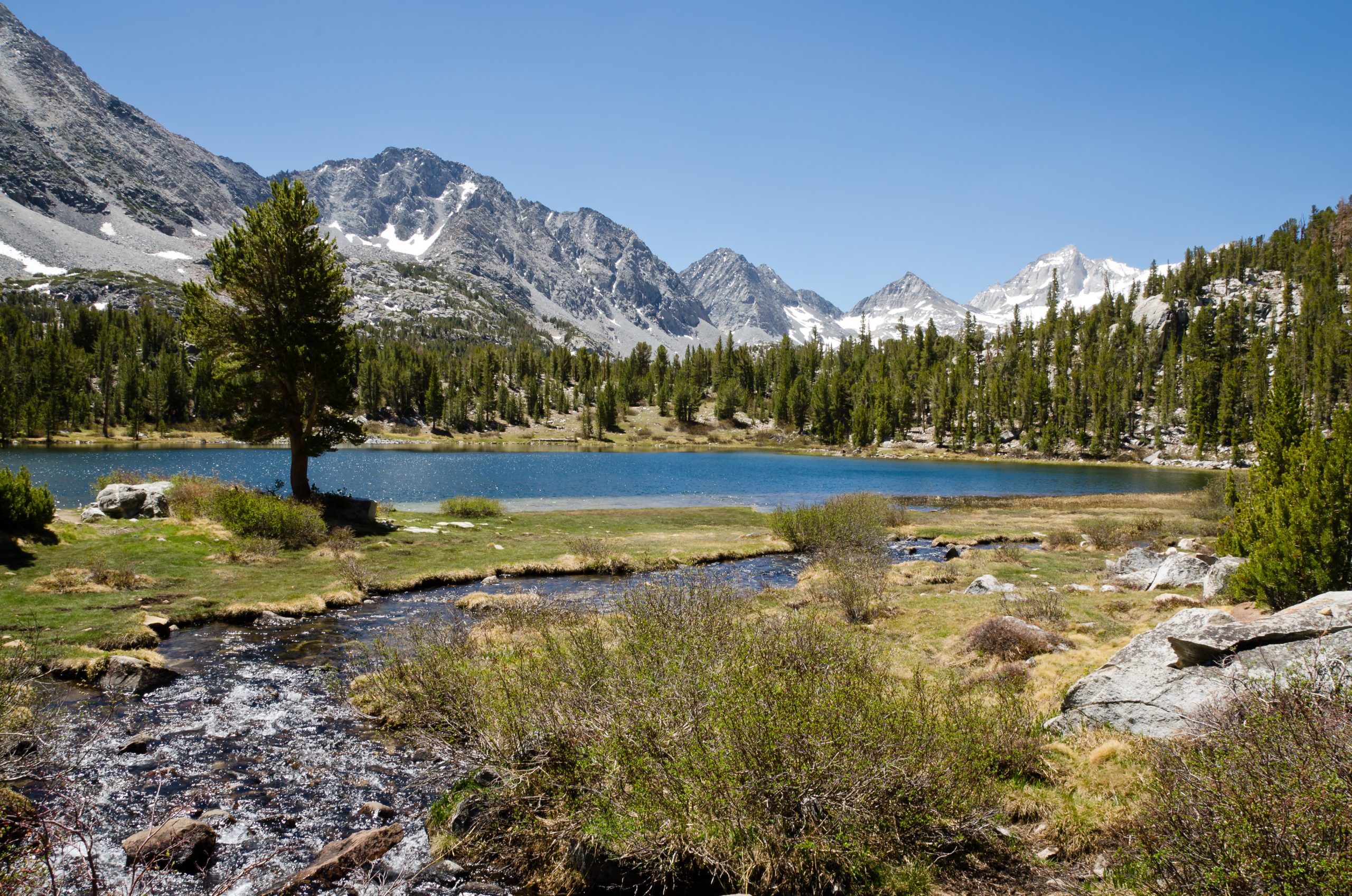 Do You Have to Pay to Go to Mammoth Lakes?