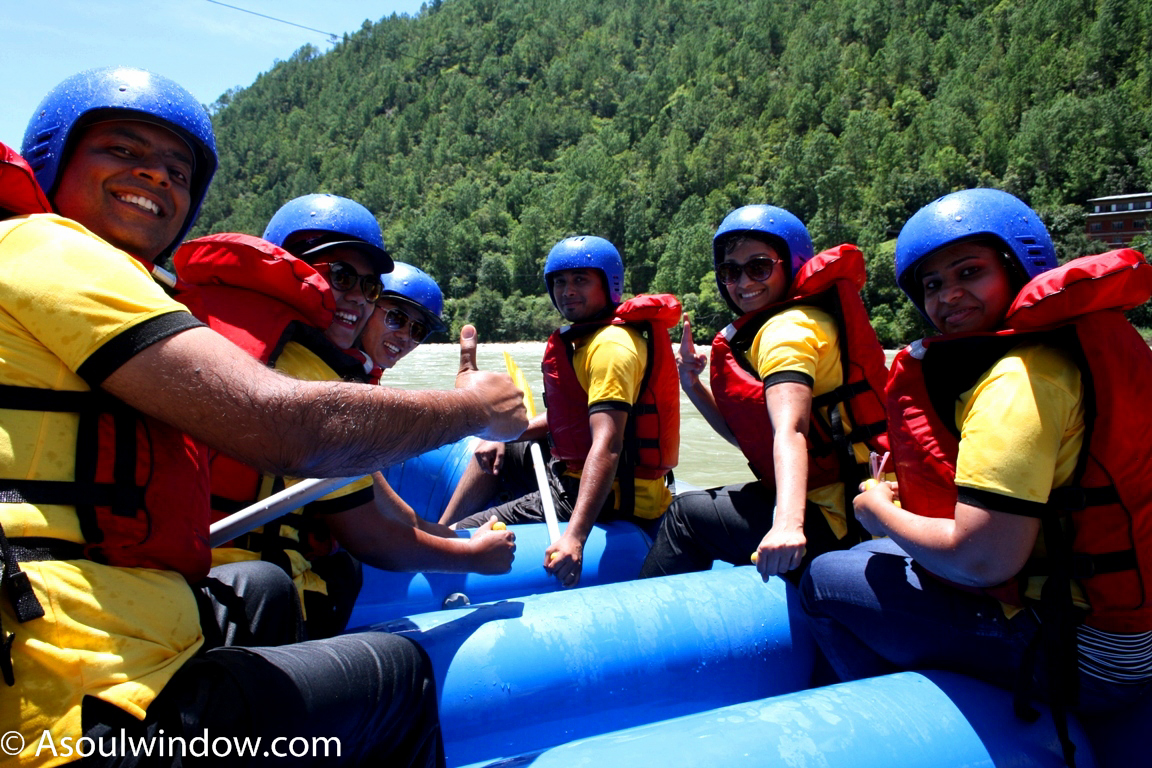 RAFTING IN PUNAKHA WHAT HAPPENED WHEN I JUMPED IN THE MIDDLE OF THE