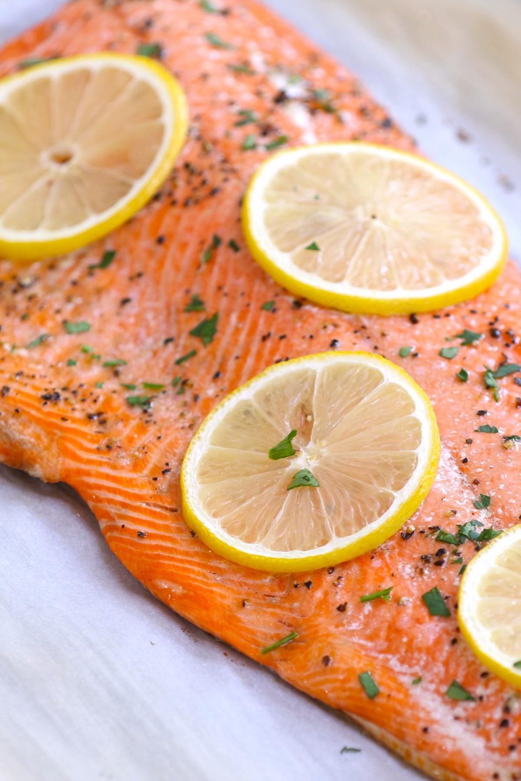 The Correct Salmon Internal Temperature for the Best Moist and Flakey