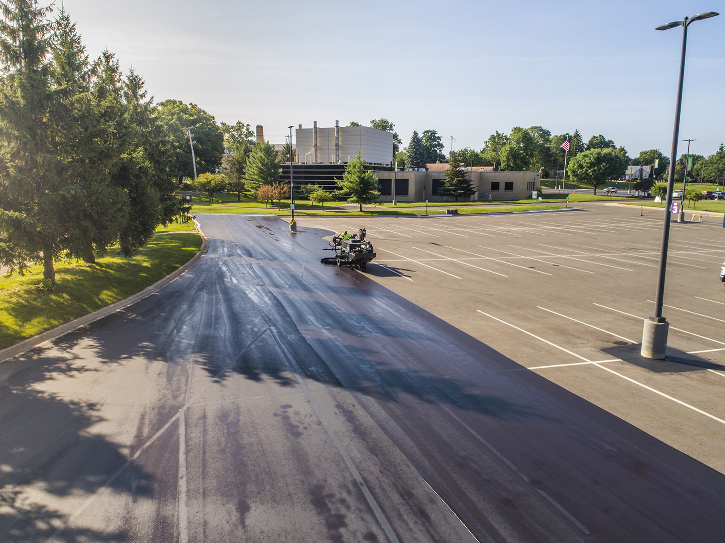 Sealcoating Battle Creek, Lansing, Kalamazoo and Jackson, MI Asphalt