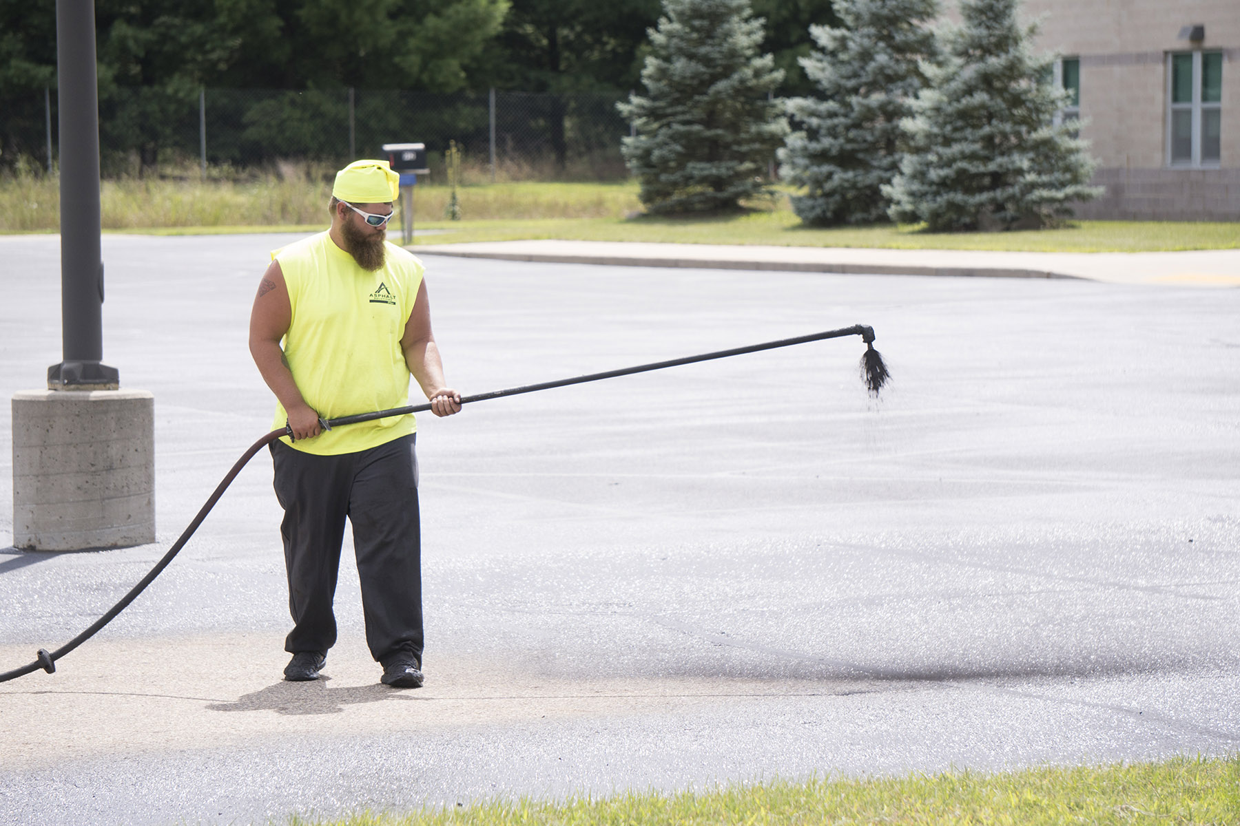 Sealcoating Battle Creek, Lansing, Kalamazoo and Jackson, MI Asphalt