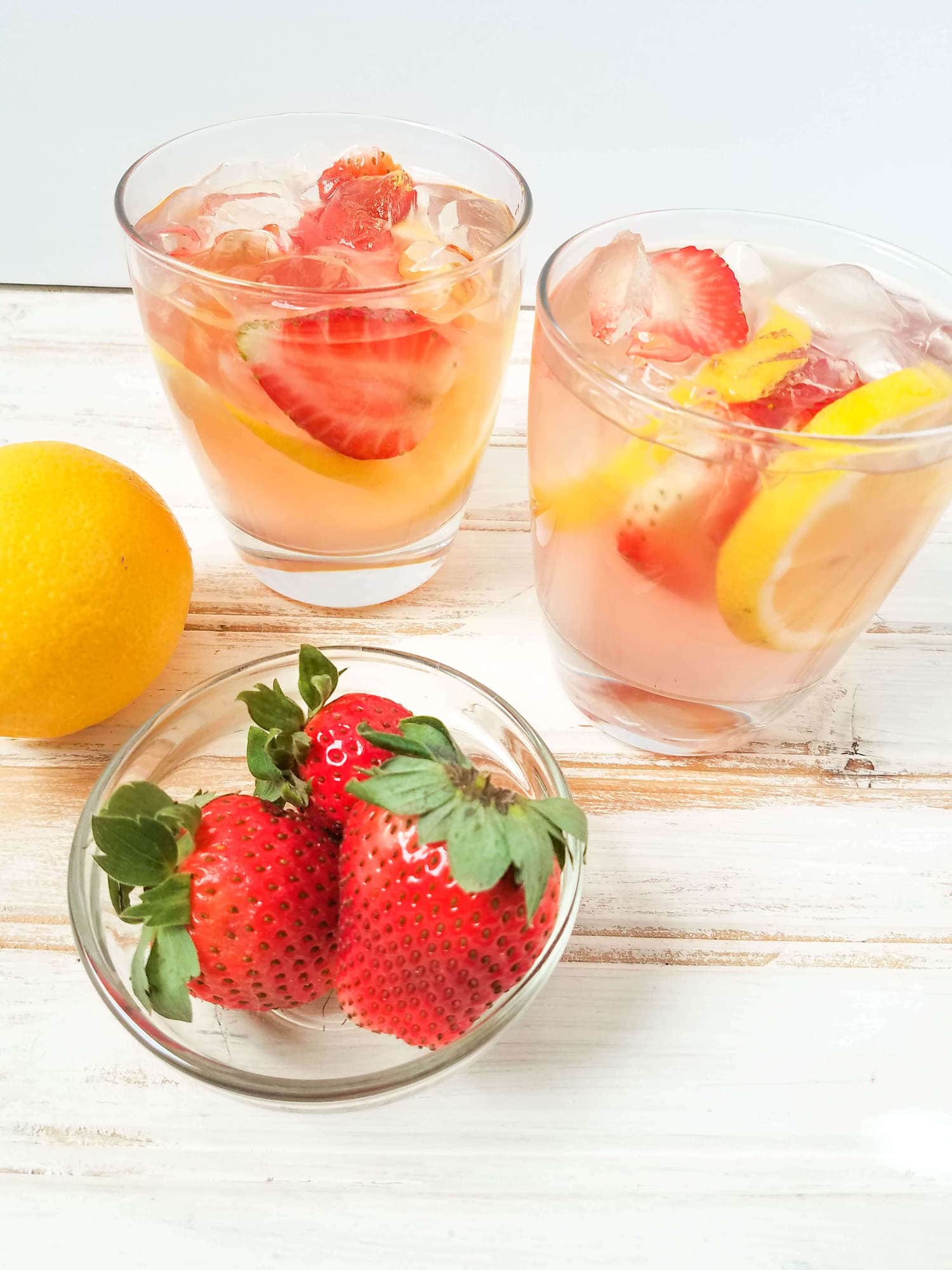 Pink Moscato Lemonade Cocktail Aspiring Winos