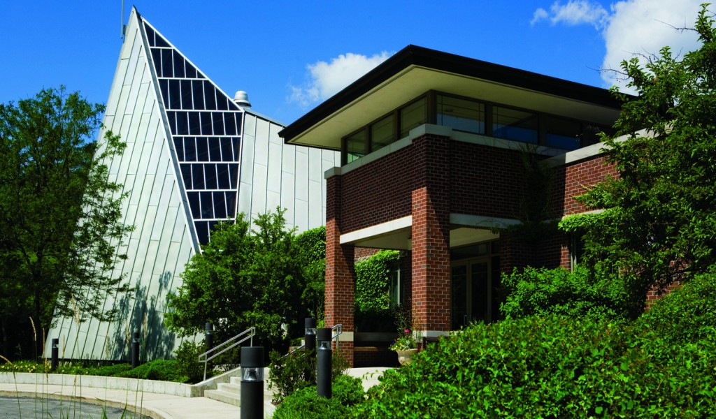 Woodlands Academy of the Sacred Heart With Reviews, Requirements 2024