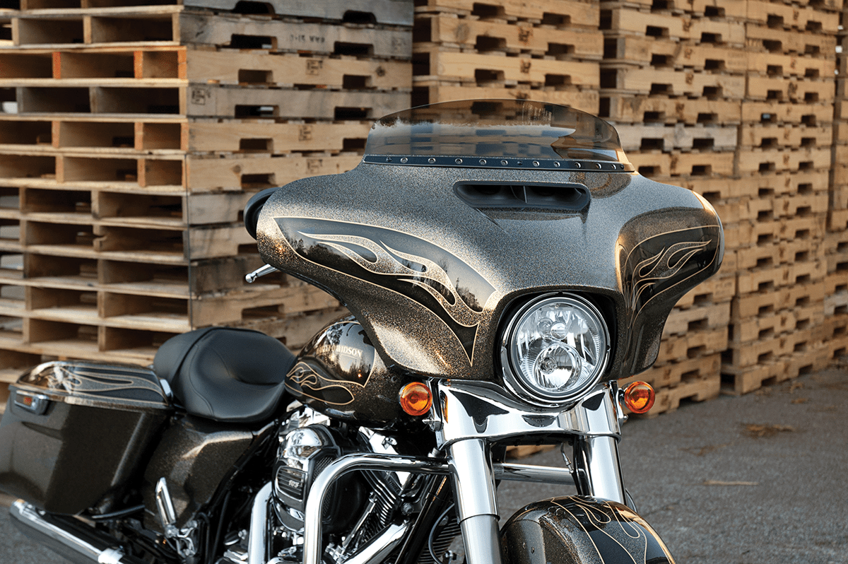 Memphis Shades Black Fairing Windshield Trim 1419 Harley Davidson