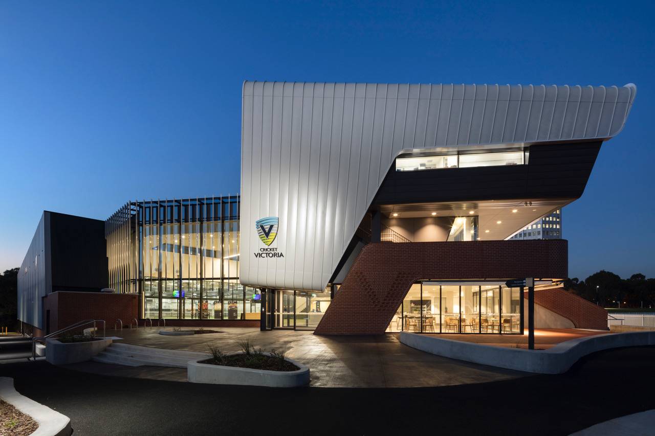 CW175 Curtain wall Capral Aluminium NBS Source