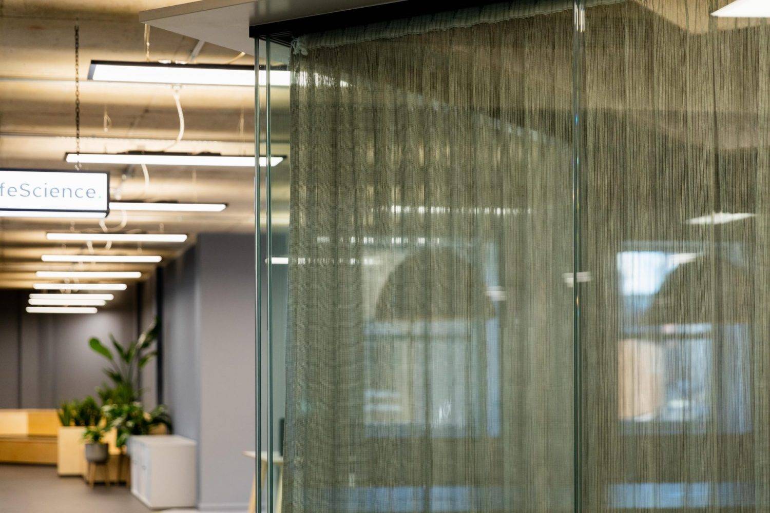 Polar 54 Slimline Double Glazed Komfort Partitioning Ltd NBS BIM