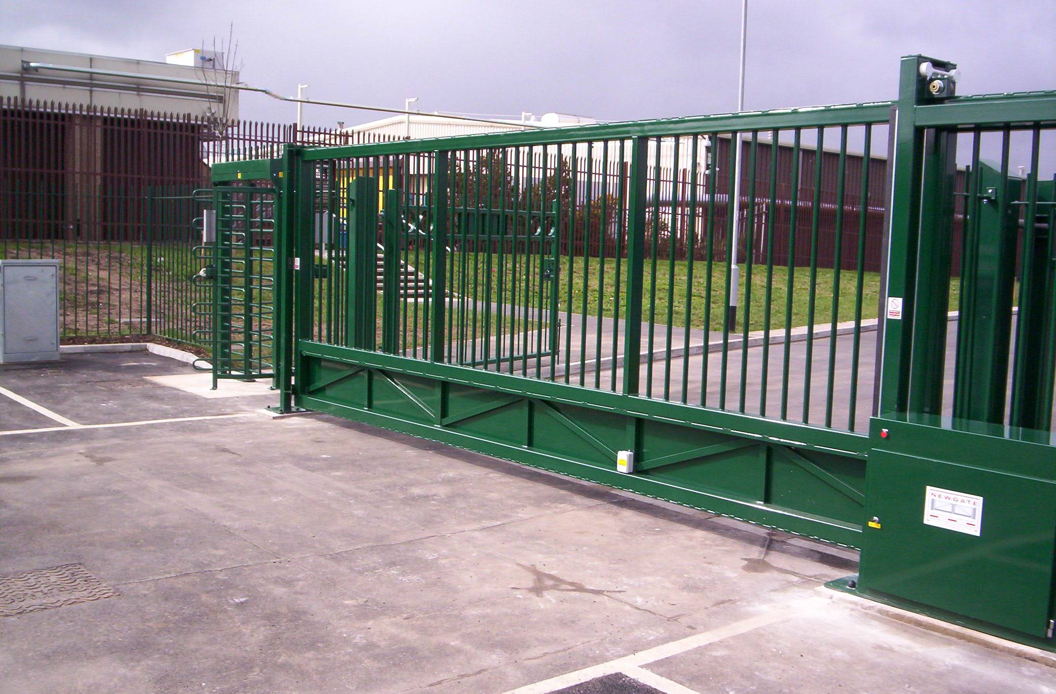 Type 1 Electric Sliding Gate Newgate (Newark) Ltd NBS Source