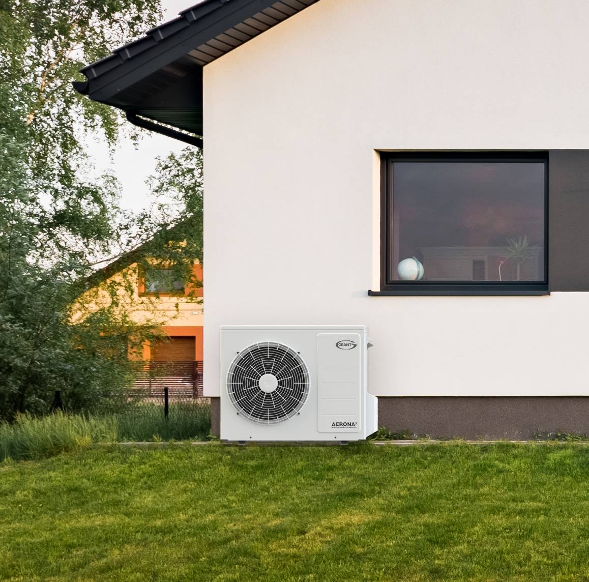 Grant Aerona³ 6kW R32 Inverter Driven Air Source Heat Pump Grant