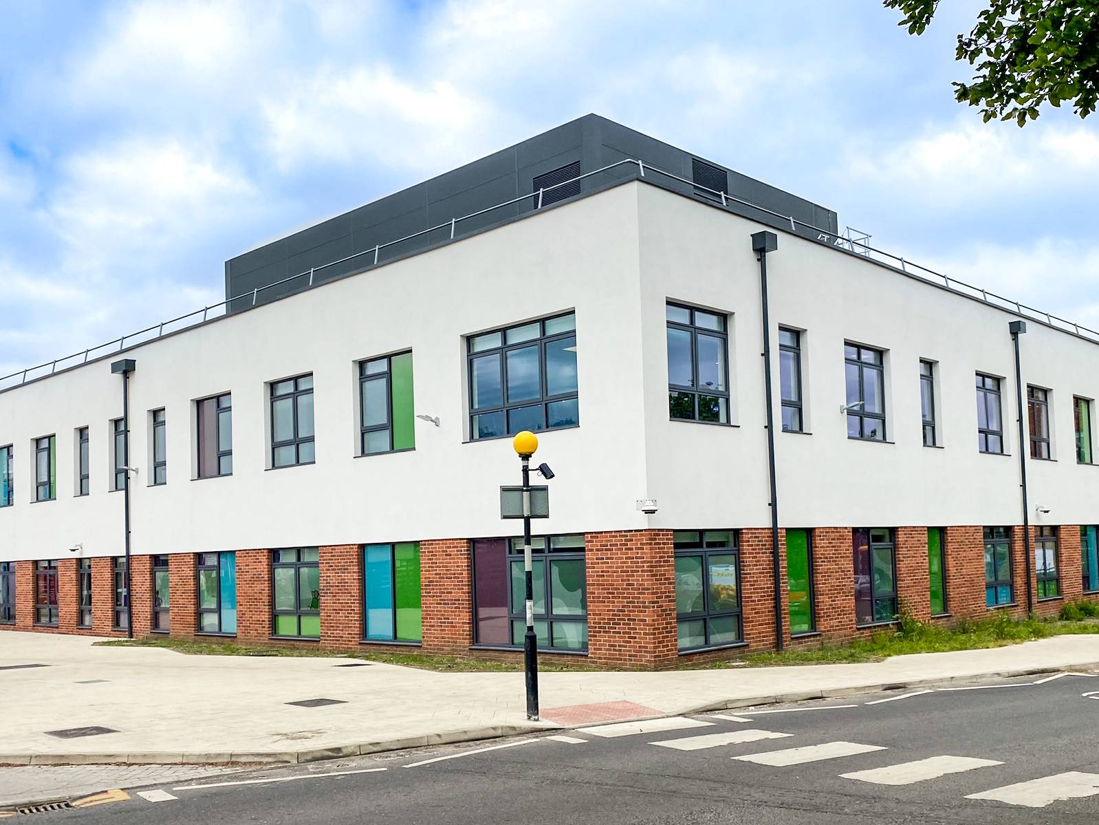 Stoke Mandeville Hospital SaintGobain er NBS Source