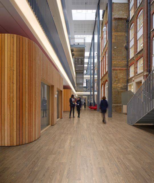 Polysafe Wood fx PUR Safety Flooring Polyflor Ltd NBS BIM Library