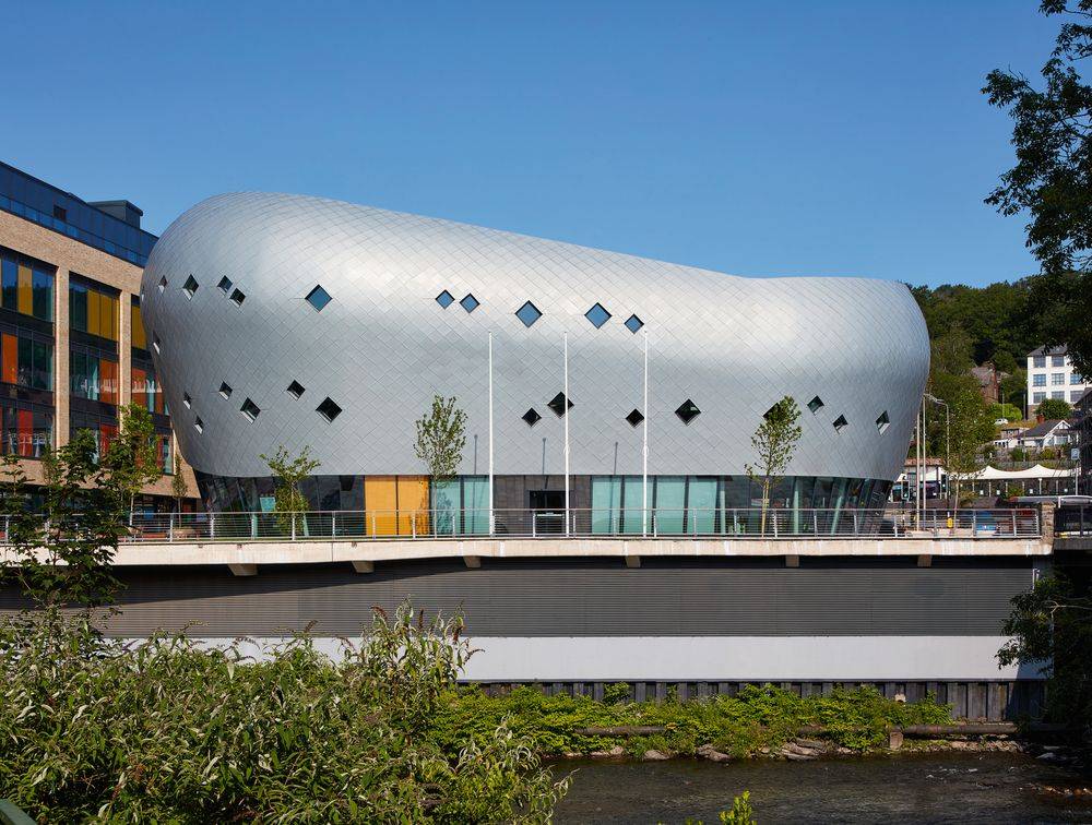 Llys Cadwyn Commercial Building (Pontypridd) RHEINZINK GmbH & Co.KG Datteln Office U.K