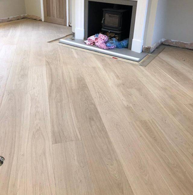 Oak Engineered Wood Flooring, UV Oiled, White, Select Grade The Solid