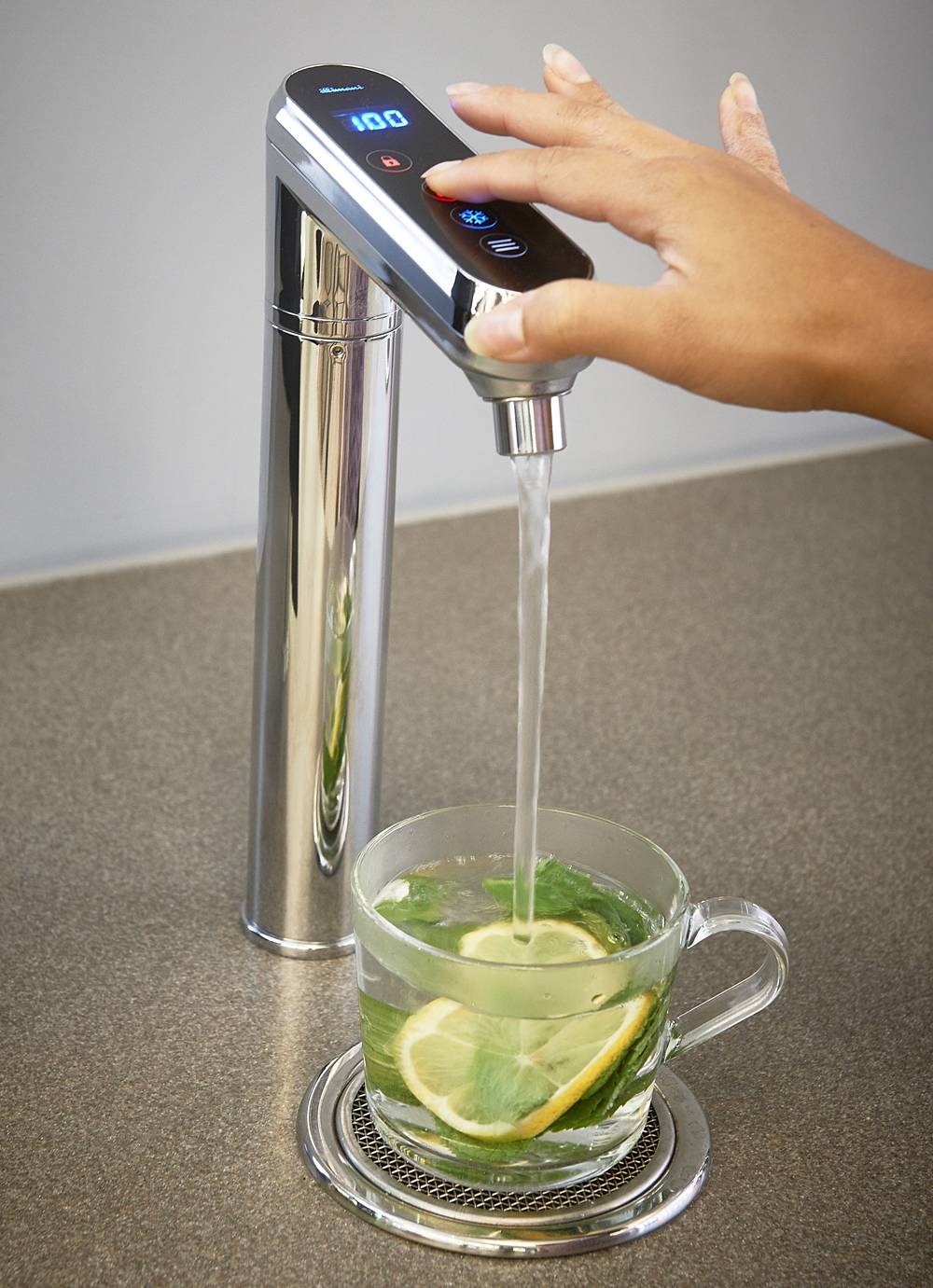 Aqua illi Instant Filtered Boiling, Chilled and Ambient Water
