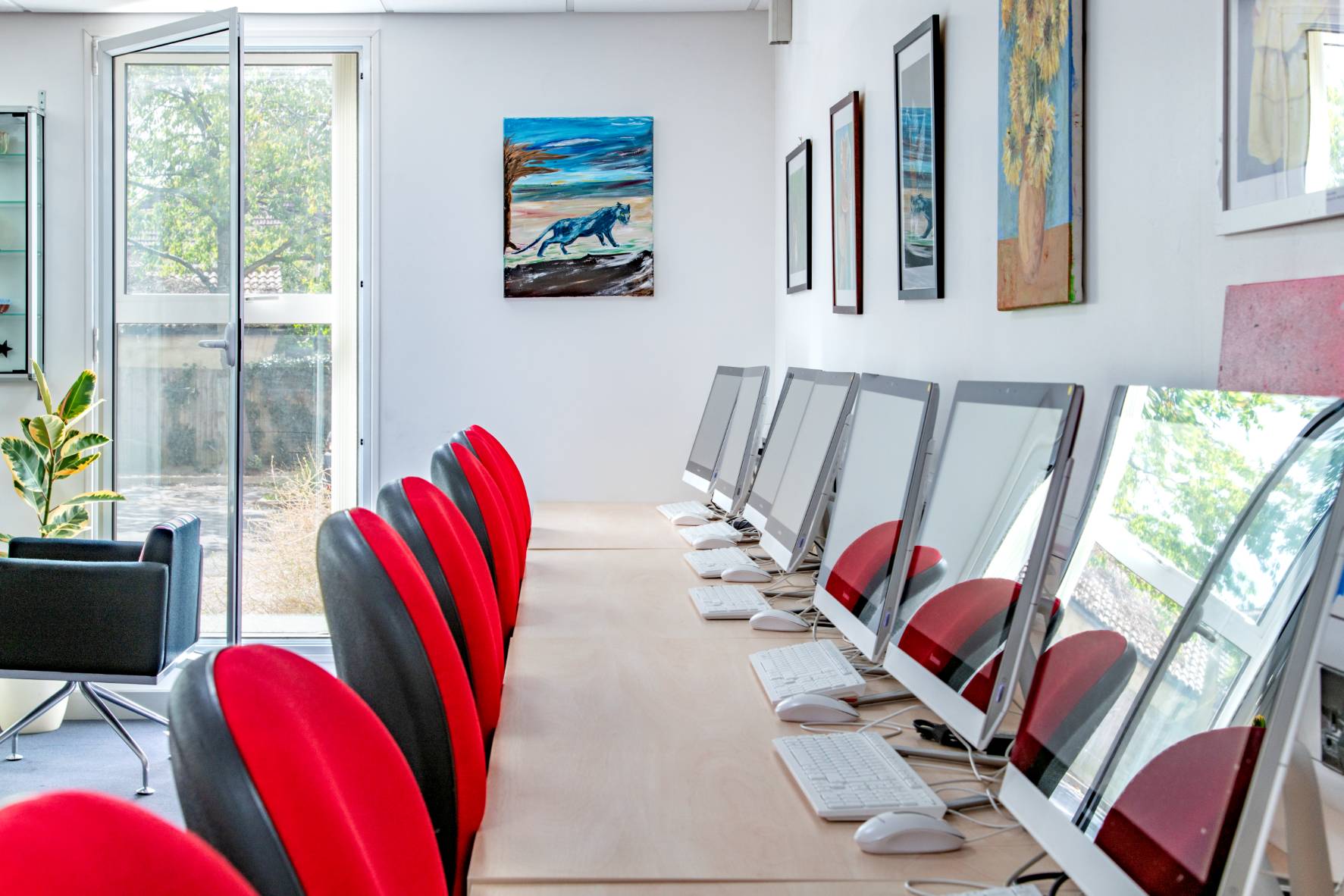 Granada Cuts Out Heathrow Noise at Adult Education Centre Granada