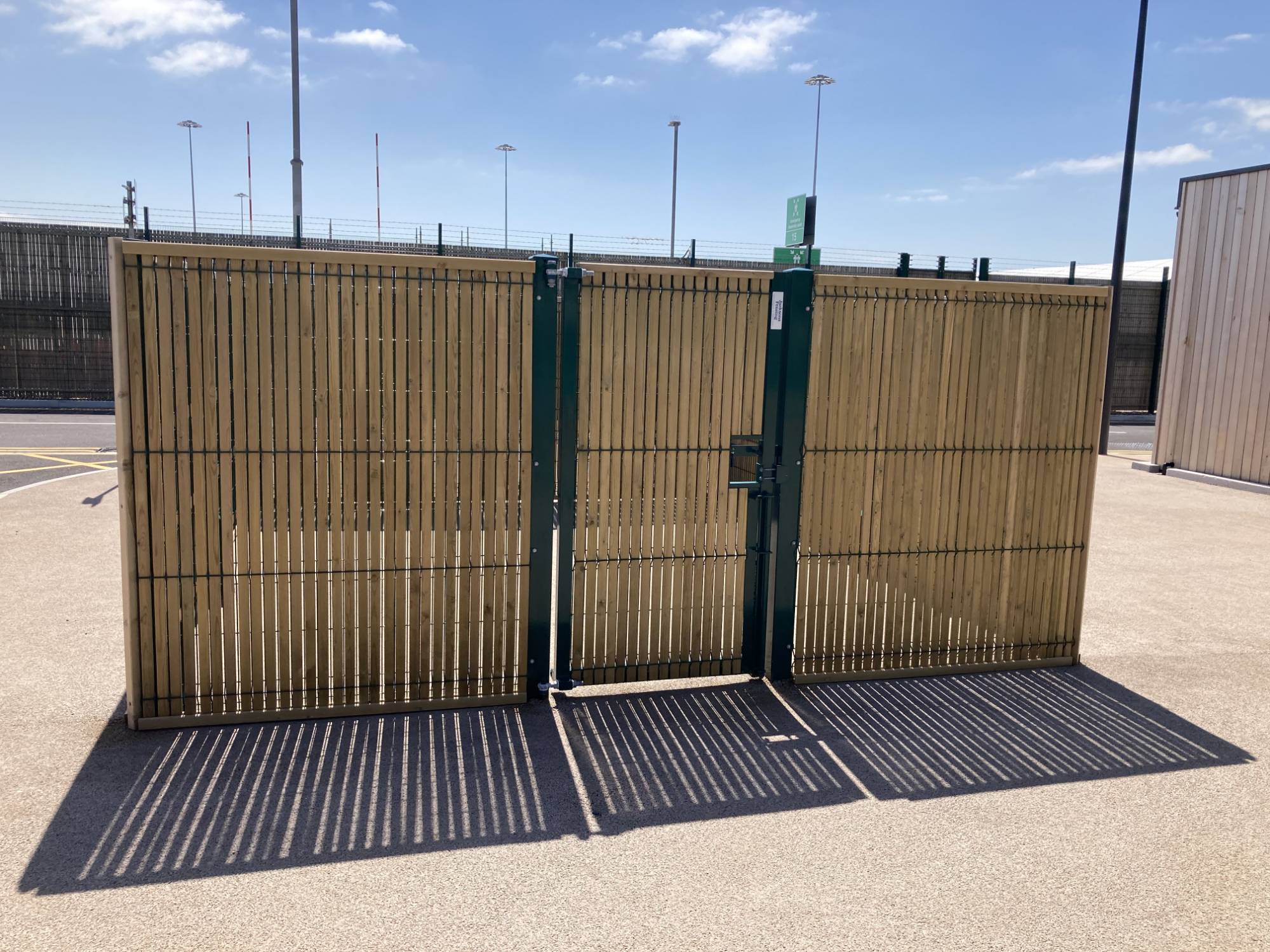 EuroGuard® Combi Gates | Jacksons Fencing | NBS Source