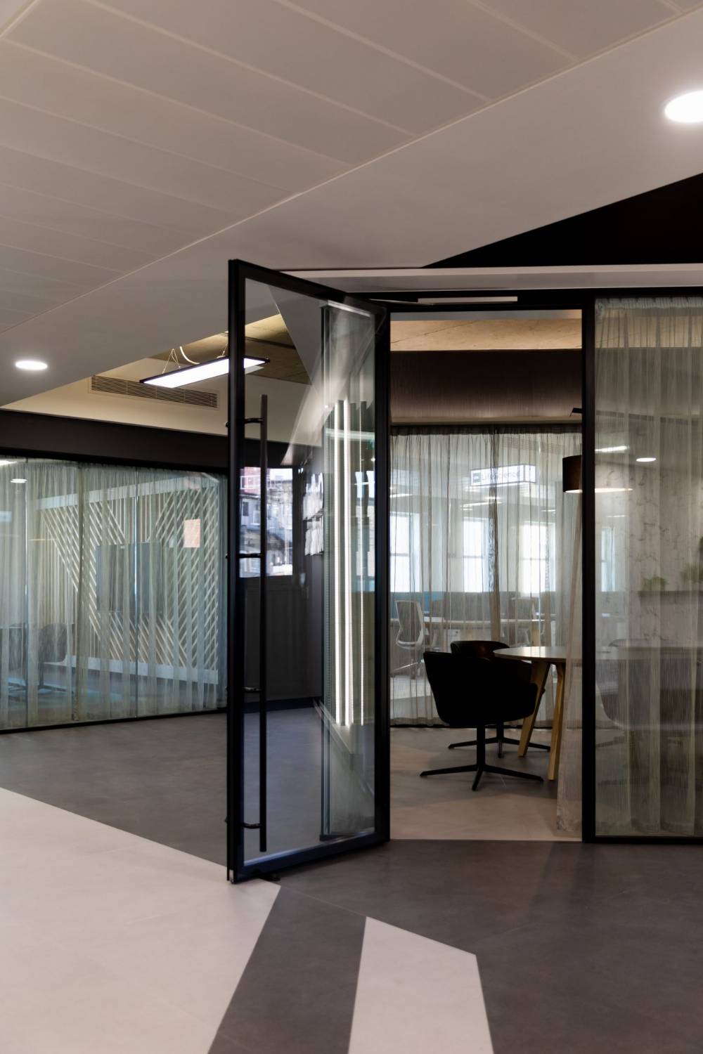 Glazed Sonik Hinged 70 Door Komfort Partitioning Ltd NBS BIM Library