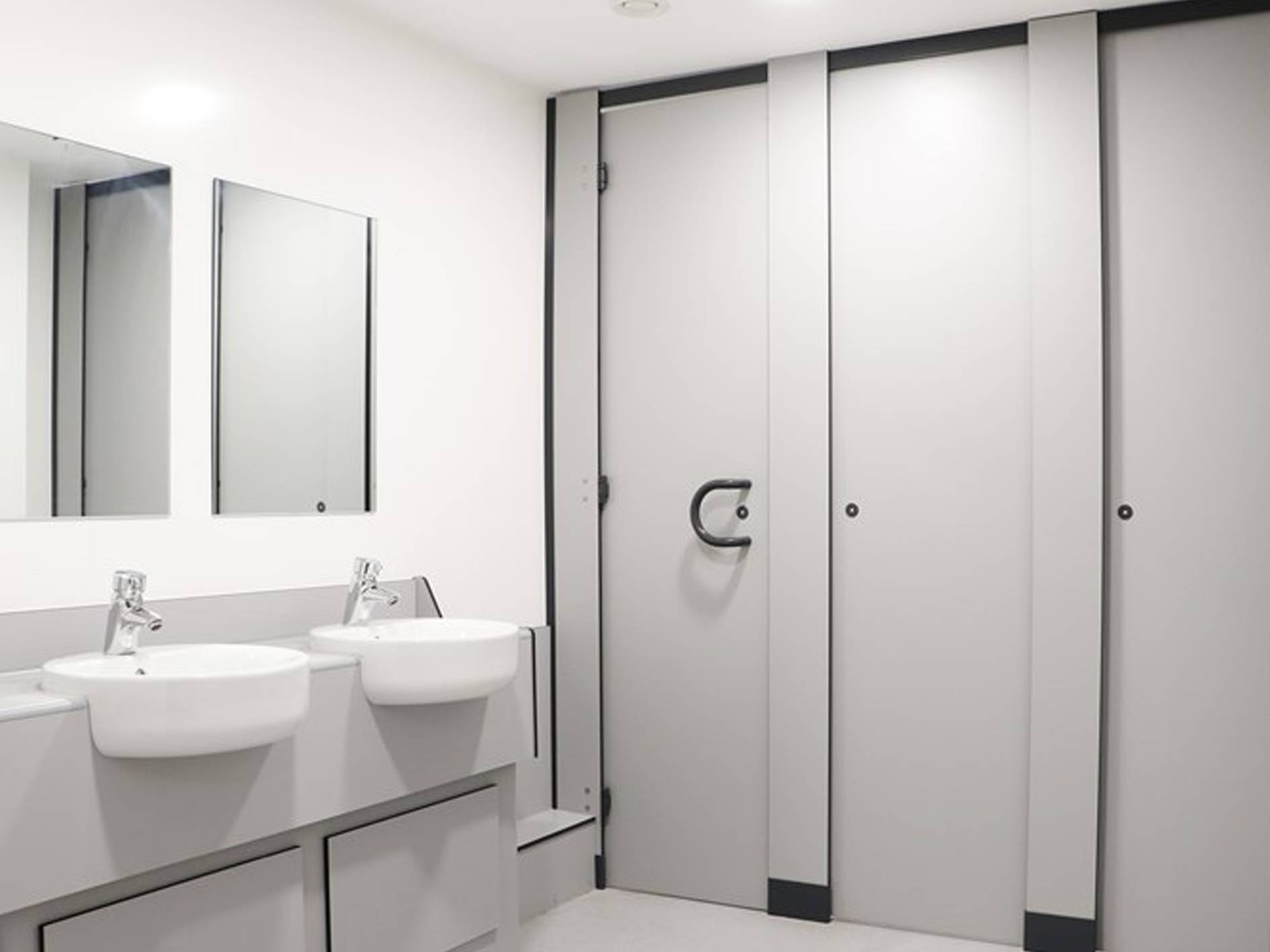 V1 Titan Toilet Cubicle Venesta Washroom Systems Ltd NBS Source