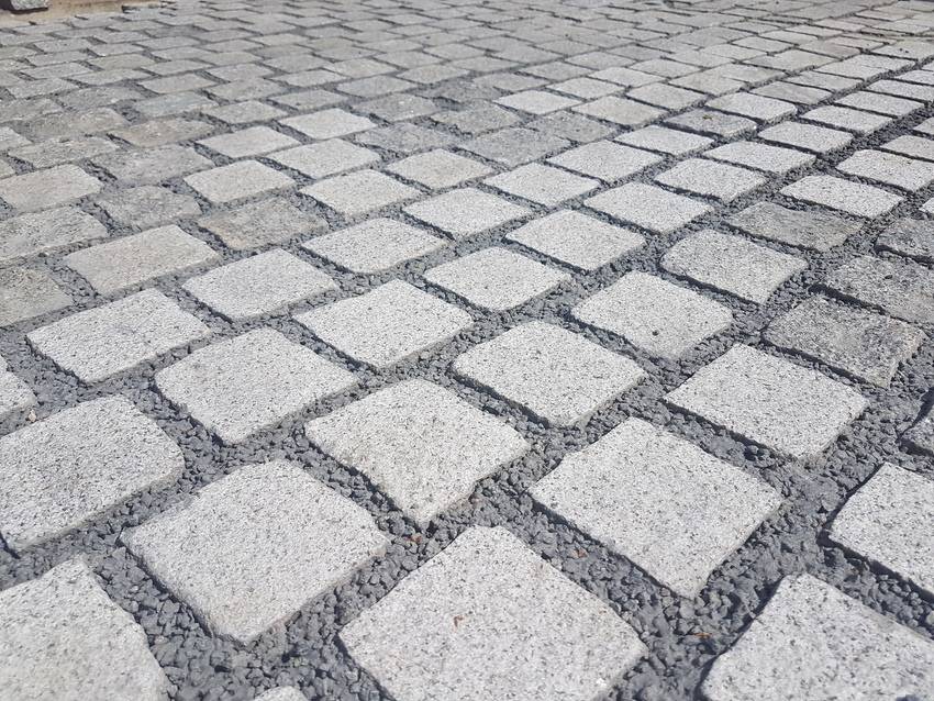 Tuffflow Fully Permeable SuDS Jointing Mortar Permeable jointing