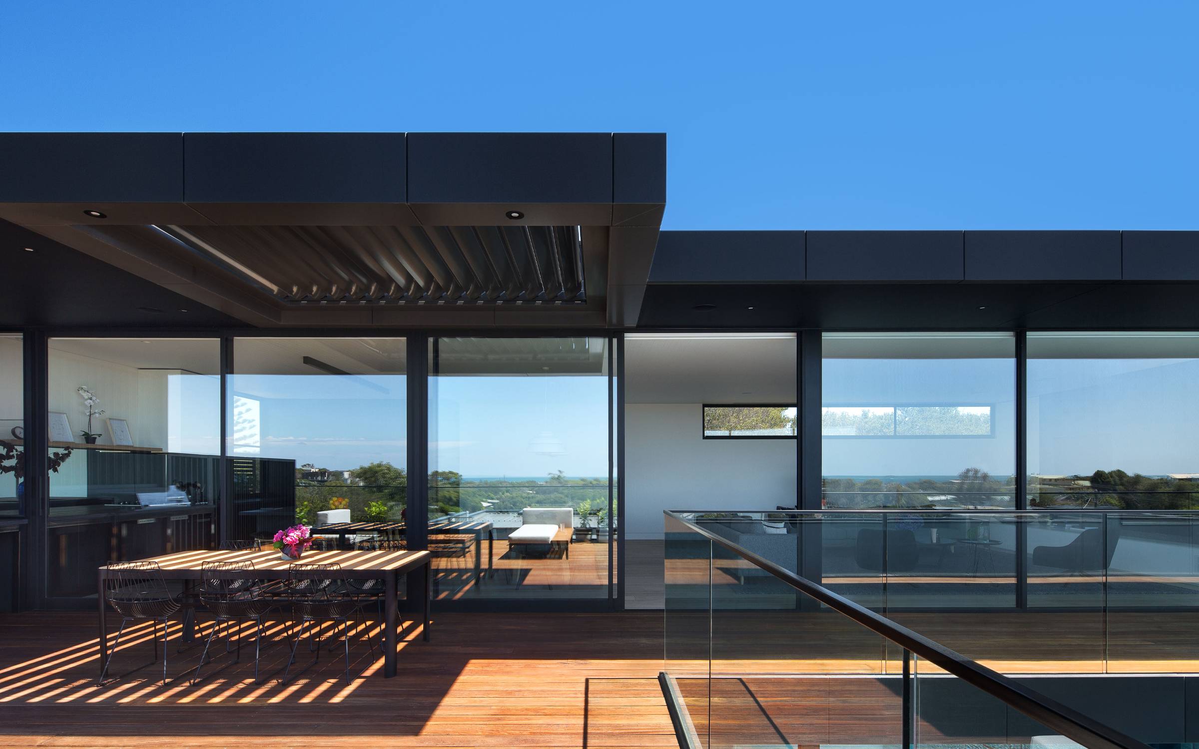 AGS 900 series sliding door Capral Aluminium NBS Source