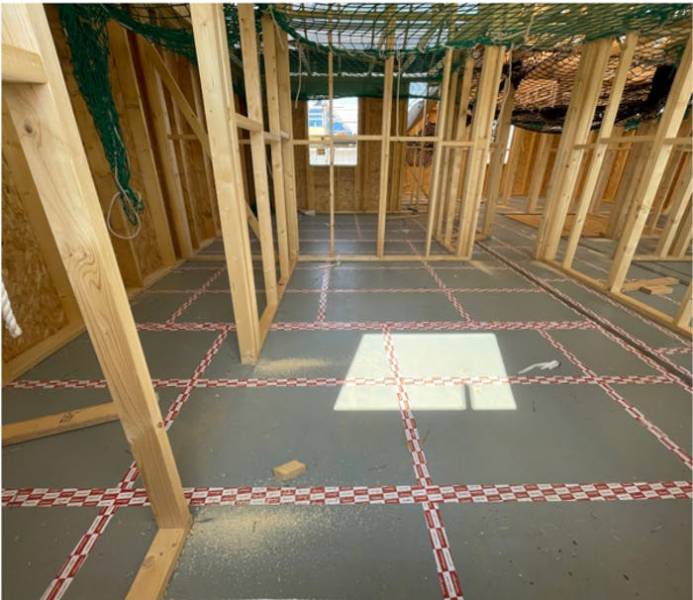 SMARTPLY SURE STEP - OSB/3 T & G panel suitable for flooring and