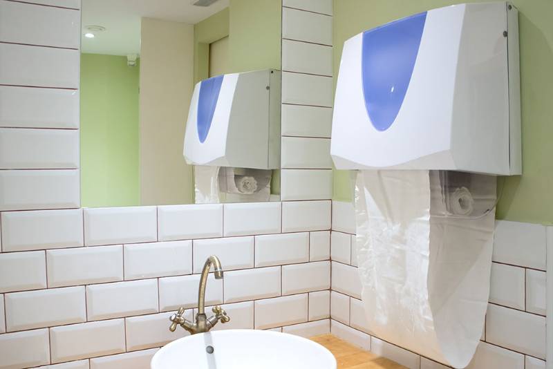 How Hygienic are Hand Dryers Heat Outdoors & Handy Dryers NBS Source