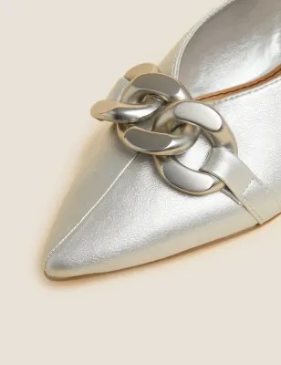 Platte Schoenen Met Brede Pasvorm, Enkelbandje En Open Hak | M&S Nl