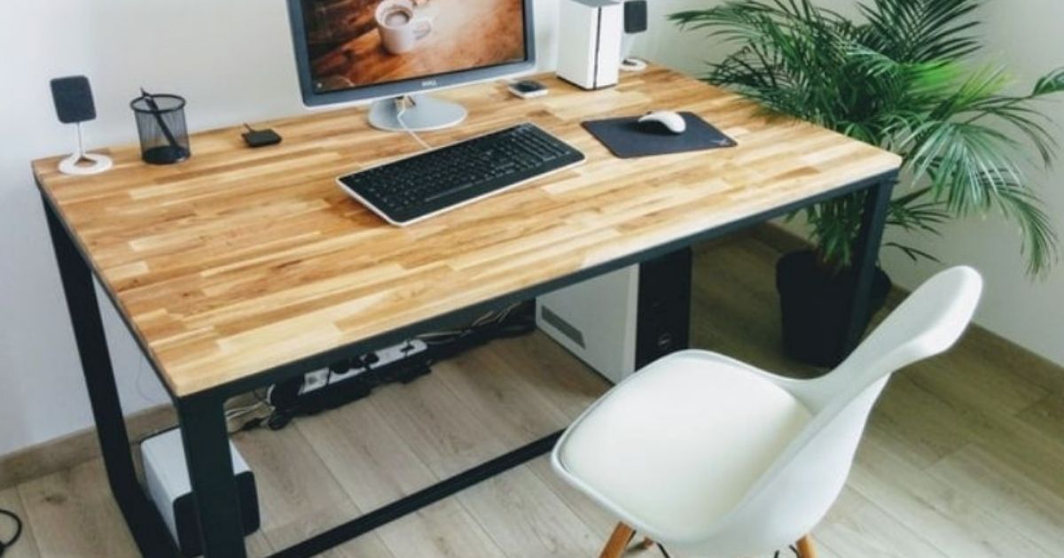 10 Best Computer Tables in India to Make Your Life Easier