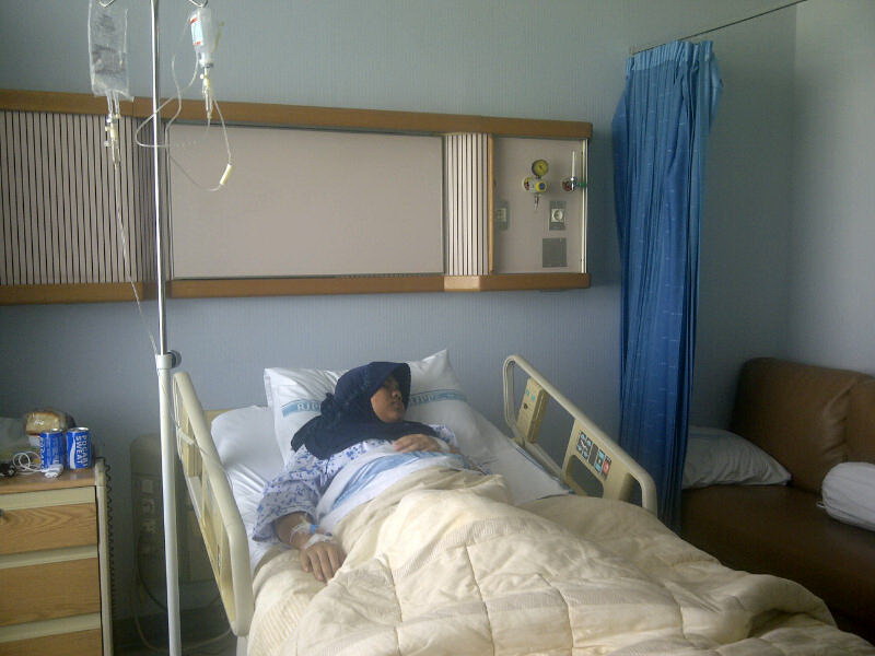 Foto Lagi Dirawat Di Rumah Sakit The Door Knockers